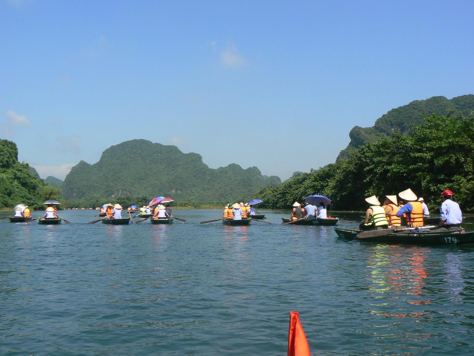 Dinh Gia Home Villa & Resort Ниньбинь Экстерьер фото